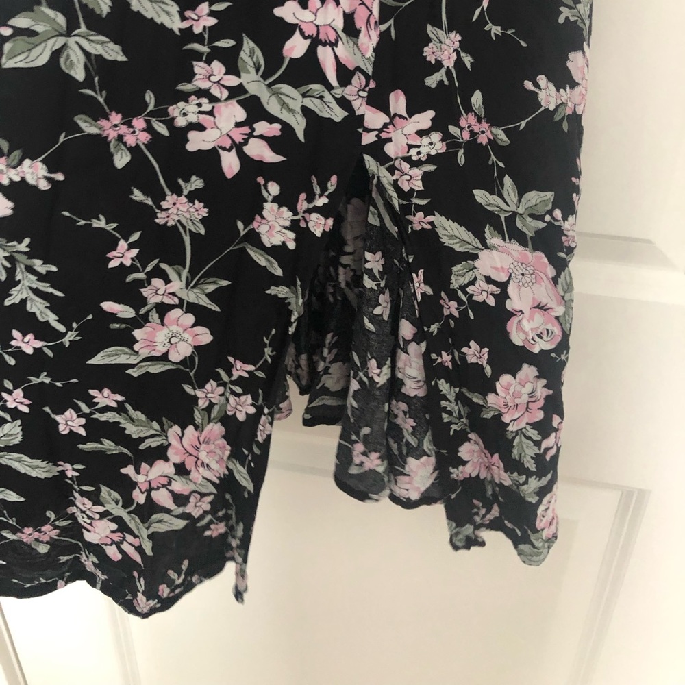 Floral Dress - Picture 2 of 6